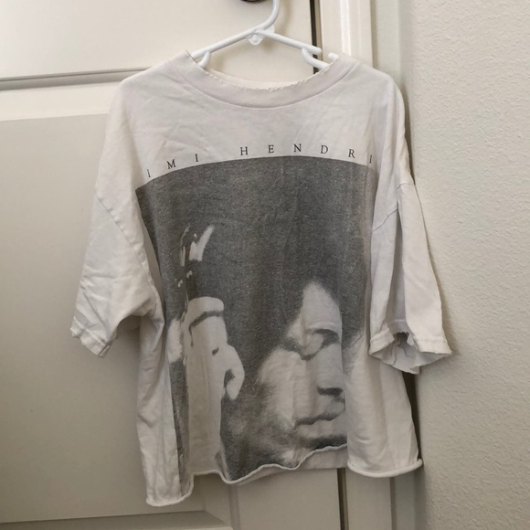 Brandy Melville Tops - Brandy Melville graphic tee Brandy Melville Tops - Brandy Melville graphic tee